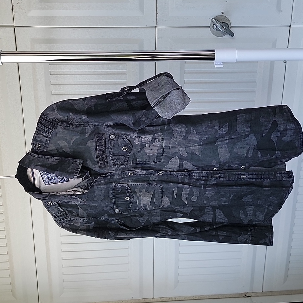 Affliction Black Premium button-up small